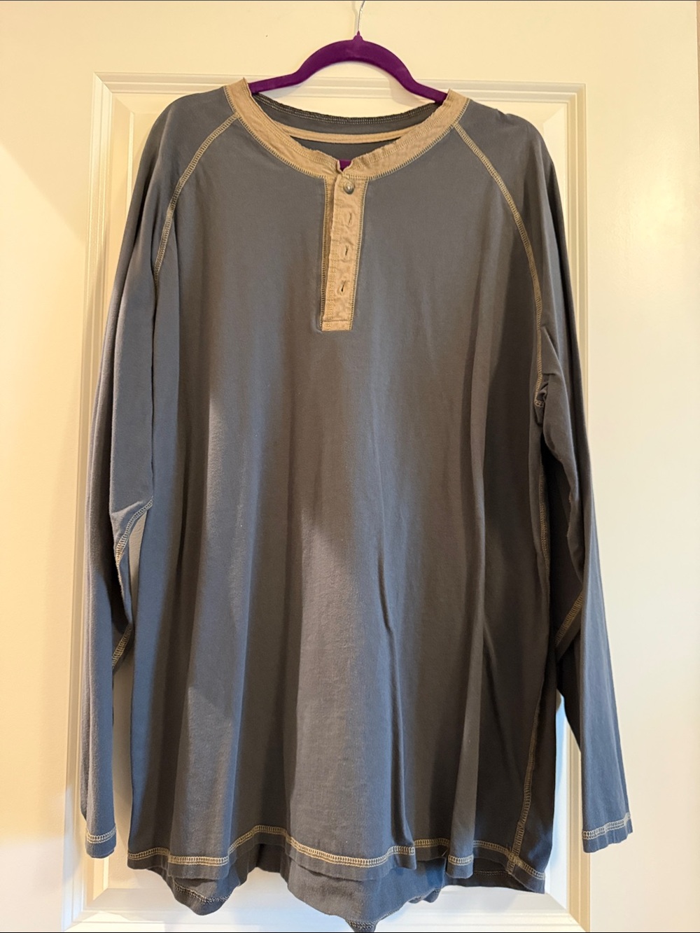 Legendary Whitetails Men's Long-Sleeve Henley in Gray with Tan Trim